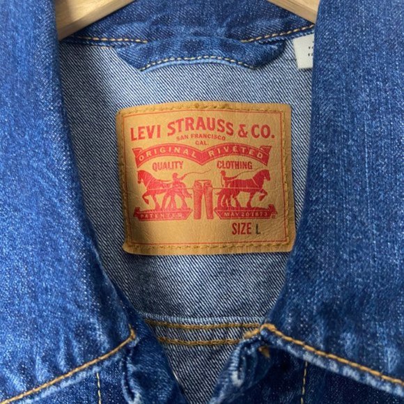 Mens Dark Wash Levis Denim Vest - Picture 5 of 5